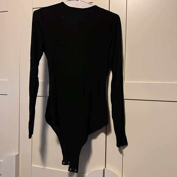 A3 design black and gold bodysuit size medium NWT - Picture 2 of 7